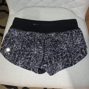 Lululemon Speed Up Shorts, 2.5" Black with Print